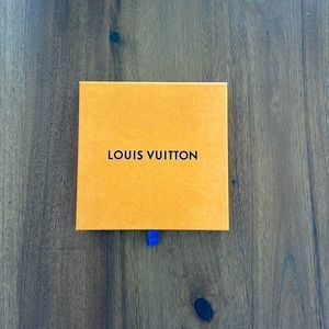 Louis vuitton Box with dust bag